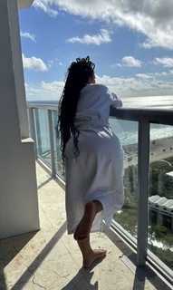 Jayda Cheaves feet photo thumbnail