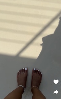 Jayda Cheaves feet photo thumbnail