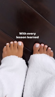 Jayda Cheaves feet photo thumbnail