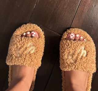 Jayda Cheaves feet photo thumbnail