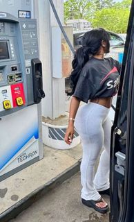 Jayda Cheaves feet photo thumbnail