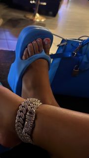 Jayda Cheaves feet photo thumbnail