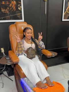 Jayda Cheaves feet photo thumbnail