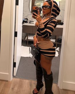 Jayda Cheaves feet photo 17