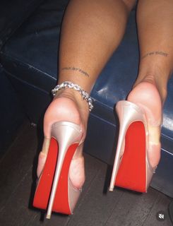 Jayda Cheaves feet photo 2
