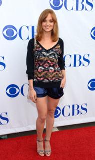 Jayma Mays feet photo thumbnail
