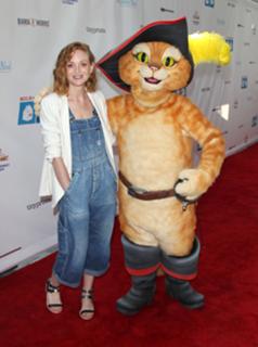 Jayma Mays feet photo thumbnail