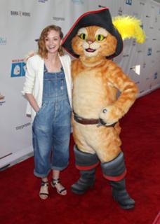 Jayma Mays feet photo thumbnail