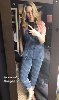 Jaymee Sire feet photo 15