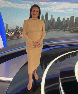 Jayne Azzopardi feet photo 7