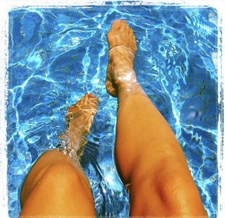 Jayne Azzopardi feet photo 10