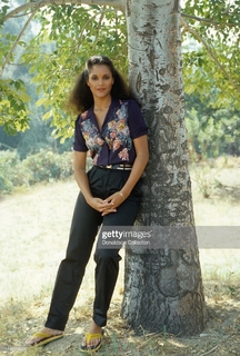 Jayne Kennedy feet photo 16