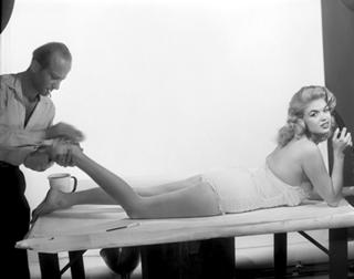 Jayne Mansfield feet photo thumbnail