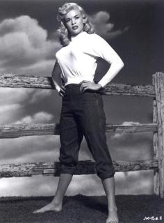 Jayne Mansfield feet photo thumbnail