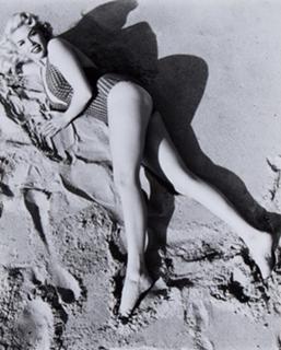 Jayne Mansfield feet photo thumbnail