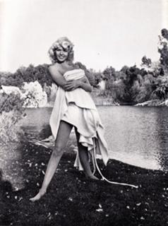 Jayne Mansfield feet photo thumbnail