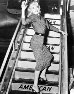 Jayne Mansfield feet photo thumbnail