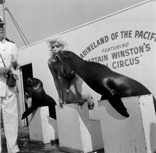 Jayne Mansfield feet photo thumbnail