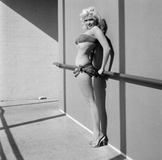 Jayne Mansfield feet photo thumbnail