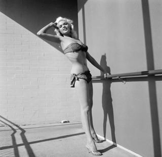 Jayne Mansfield feet photo thumbnail