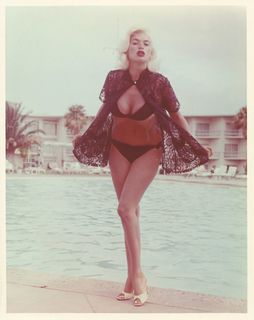 Jayne Mansfield feet photo thumbnail