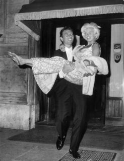 Jayne Mansfield feet photo thumbnail