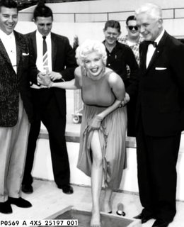 Jayne Mansfield feet photo thumbnail