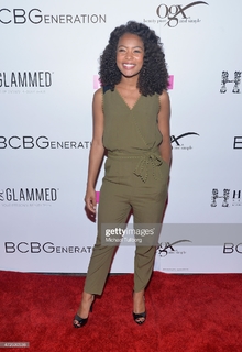 Jaz Sinclair feet photo thumbnail