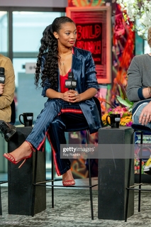 Jaz Sinclair feet photo thumbnail