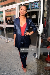 Jaz Sinclair feet photo thumbnail