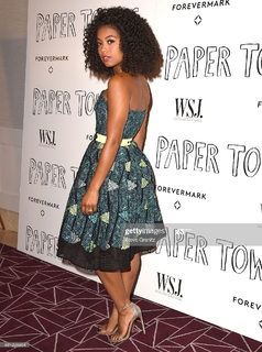 Jaz Sinclair feet photo thumbnail