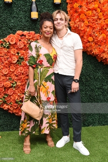 Jaz Sinclair feet photo thumbnail