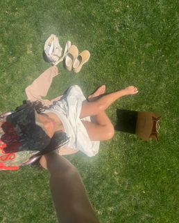 Jaz Sinclair feet photo thumbnail