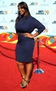 Jazmine Sullivan feet photo 8