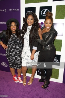 Jazmine Sullivan feet photo 12