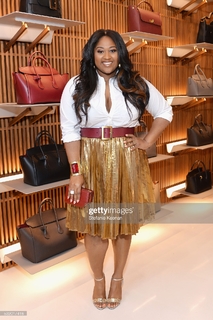 Jazmine Sullivan feet photo 9