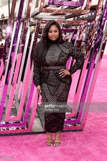 Jazmine Sullivan feet photo 8