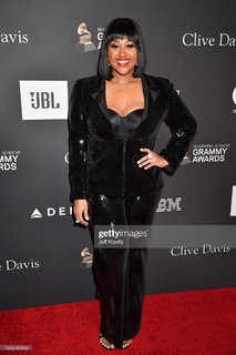 Jazmine Sullivan feet photo 6
