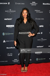 Jazmine Sullivan feet photo 4