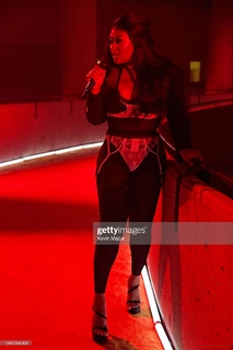 Jazmine Sullivan feet photo 1