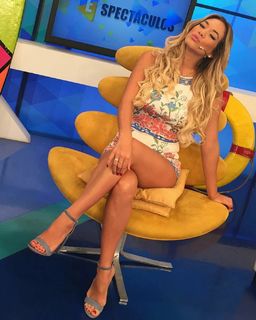 Jazmín Pinedo feet photo 7