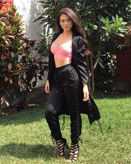 Jazmín Pinedo feet photo 2