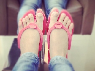 Jazmín Pinedo feet photo 3