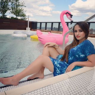 Jazz Jennings feet photo 3