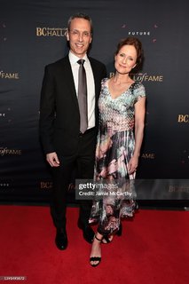 Jean Louisa Kelly feet photo thumbnail