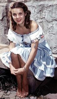 Jean Peters feet photo 12