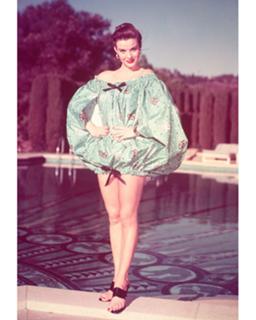 Jean Peters feet photo 5
