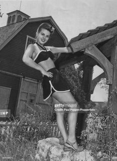 Jean Peters feet photo 1