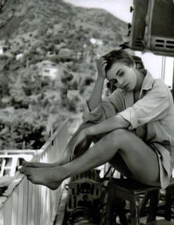 Jean Seberg feet photo 14