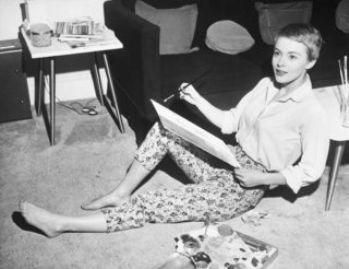 Jean Seberg feet photo 1